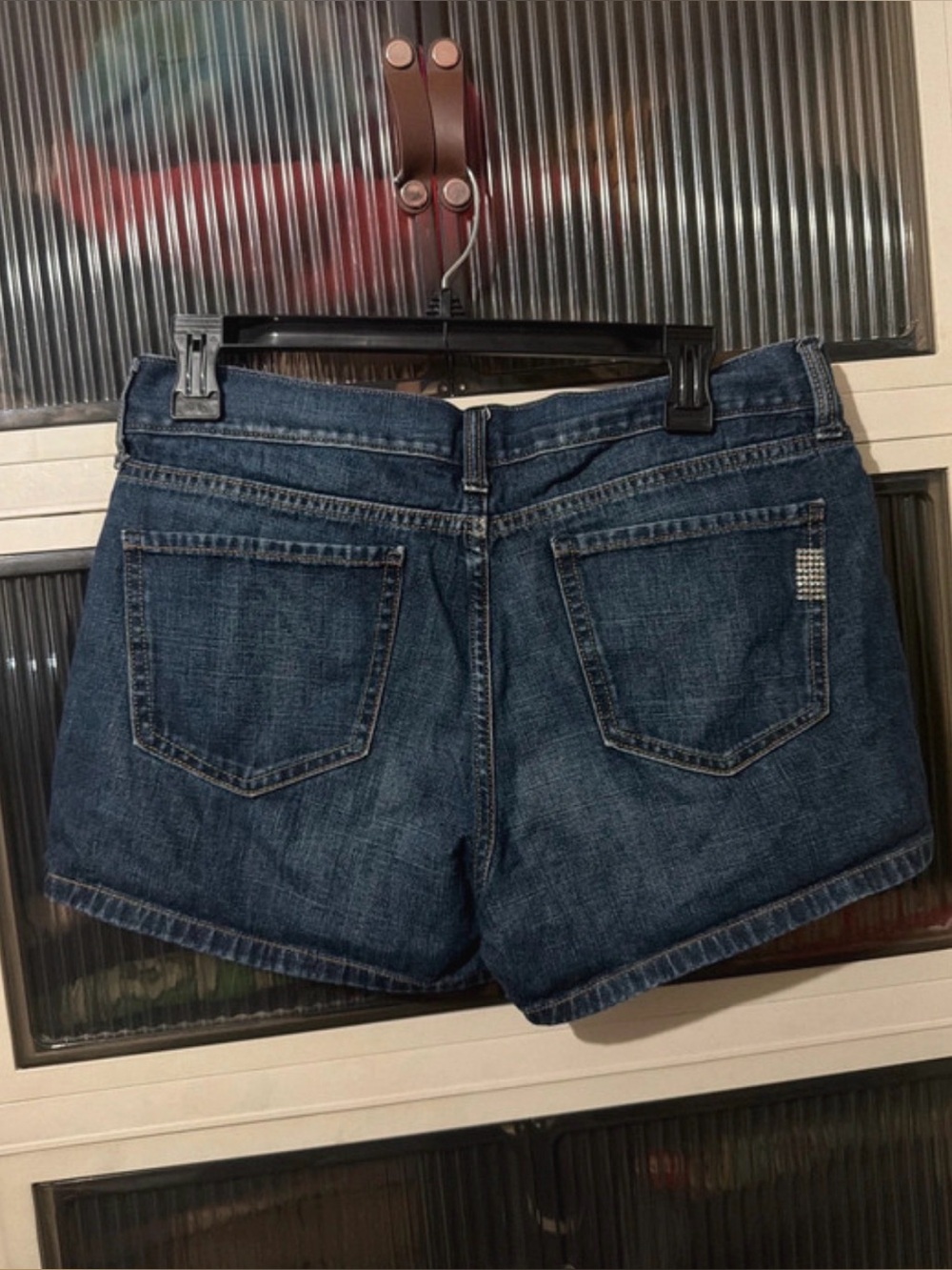 Old Navy Dark Blue Denim Shorts with Back Pocket Accent - Picture 1 of 3
